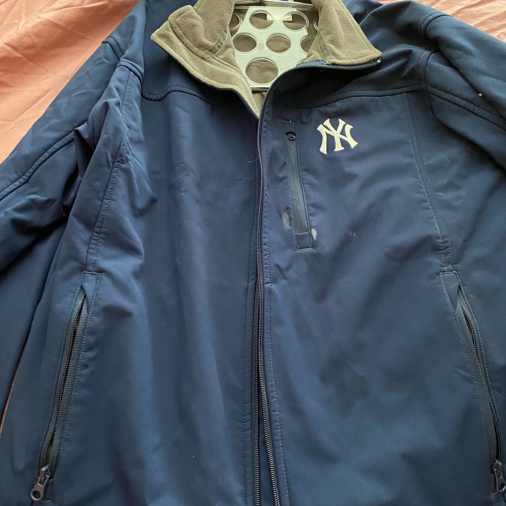 New York Yankees Women’s coat
